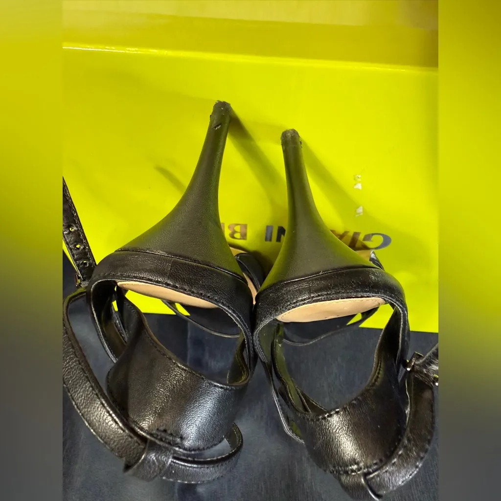 Gianni Bini Women’s Size 7 Black Strappy Open Toe High Heel Sandals Stiletto - Image 4