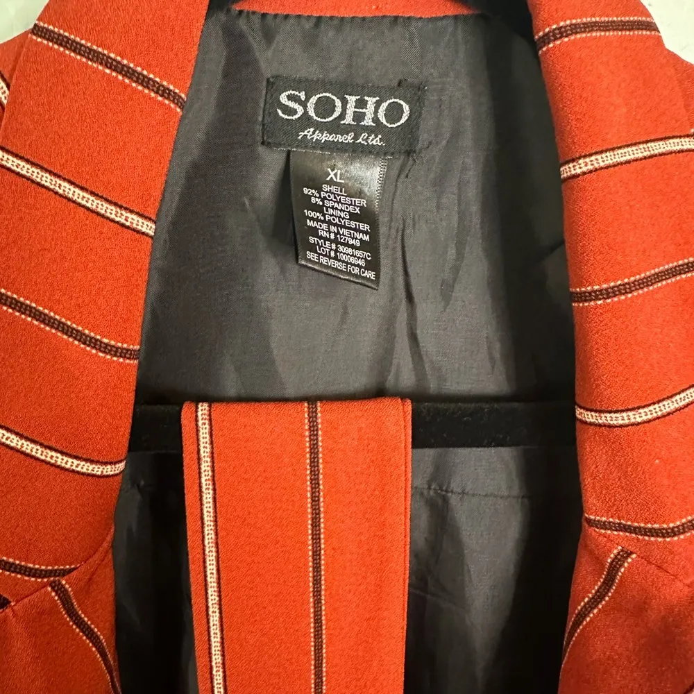 Soho Apparel LTD Blazer/belt XL Burnt Orange white & black stripes long sleeve - Image 2