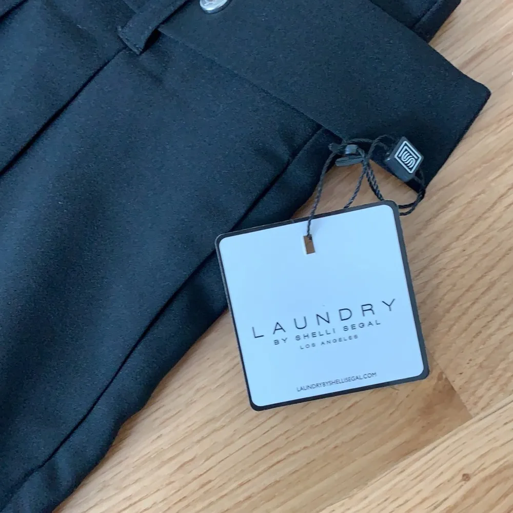 NWT Laundry Paperbag Wide Leg Crop Pants - Image 5