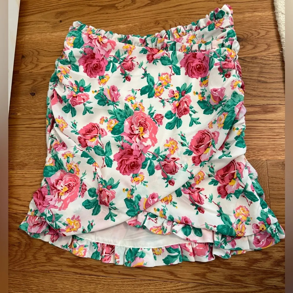 For Love & Lemons Becca Mini Skirt in Ivory With Pink Flowers size Medium - Image 2