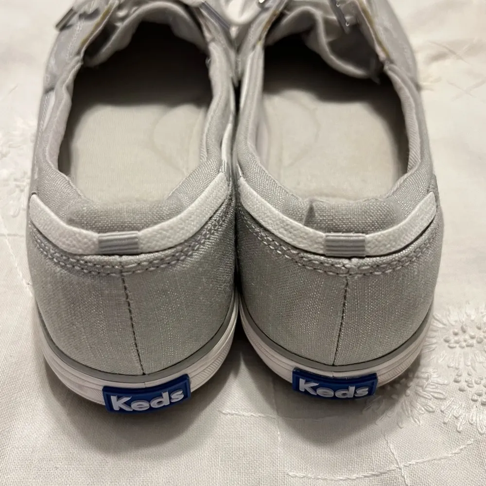 Keds Slip On Canvas Shoes Loafer Boat Shoe Woman’s Size 8 Gray Silver Casual - Image 3