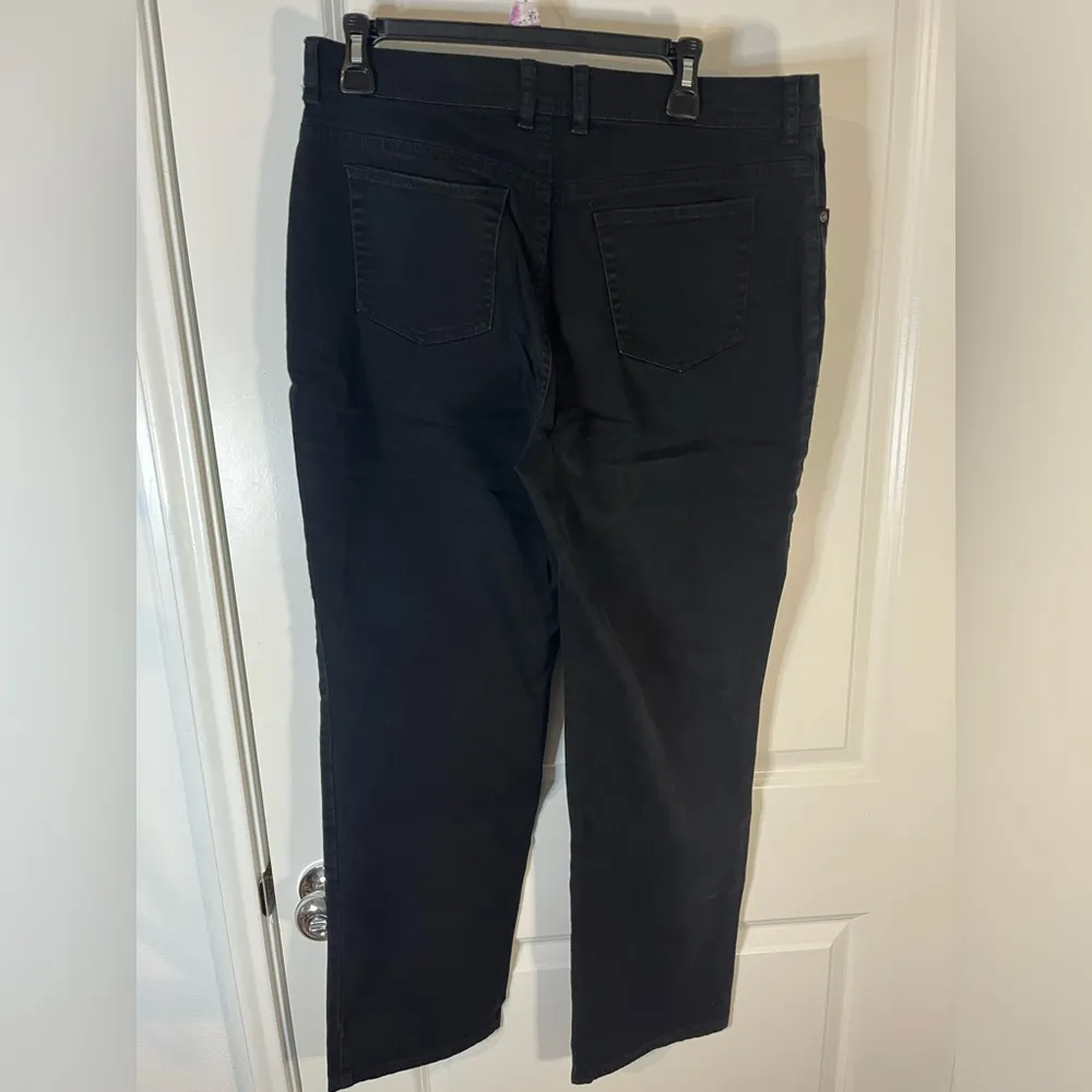 Gloria Vanderbilt Chic Classic Black Wash Full Length Denim StraightLeg Jeans 14 - Image 6