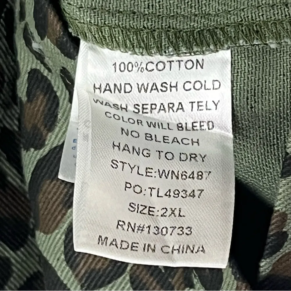 UMGEE Green Animal Print Front Flat Pockets Button Mini Skirt, Size 2XL - Image 4