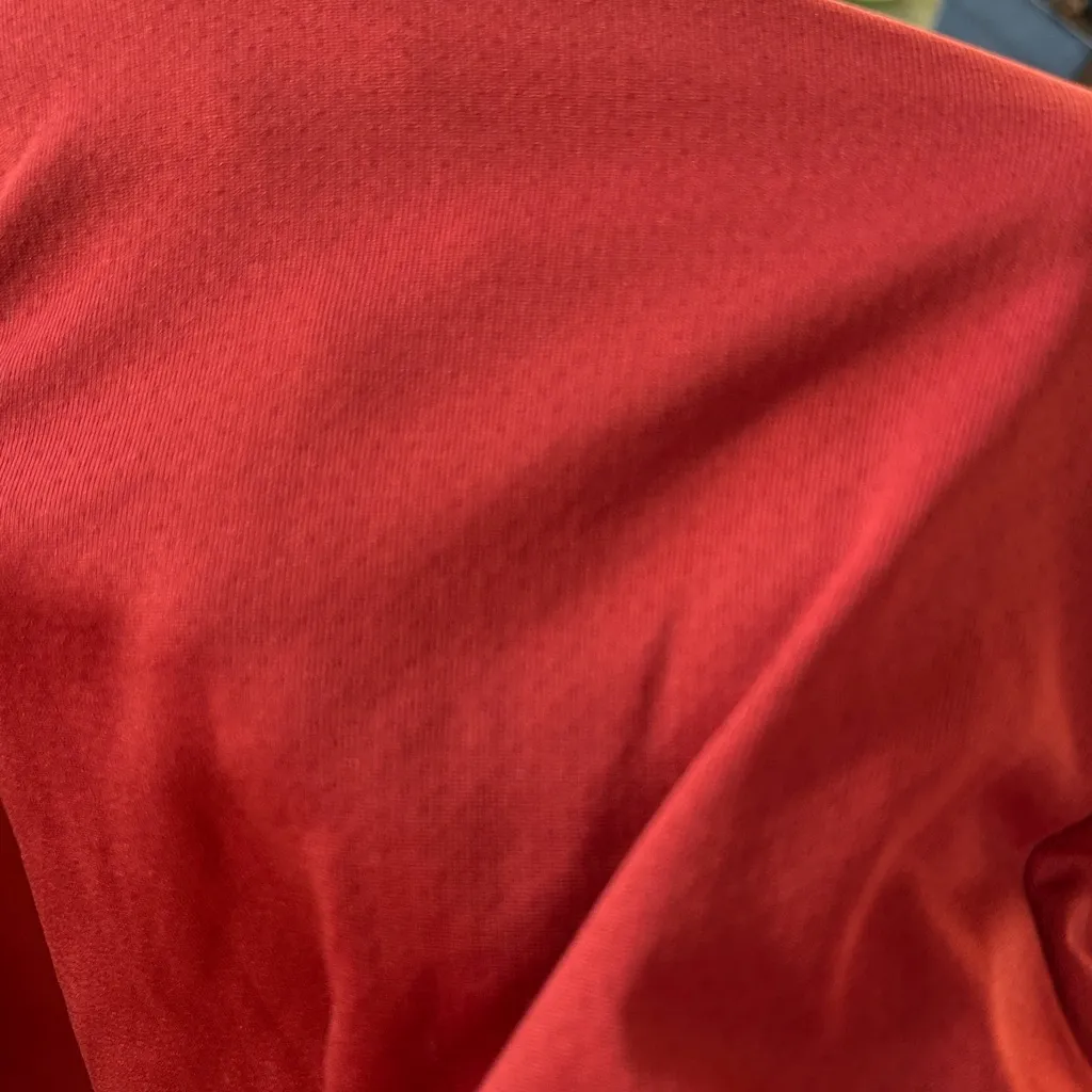 Gymshark Women’s Training Long Sleeve‎ Top in Rosewood Red Size XL - Image 5