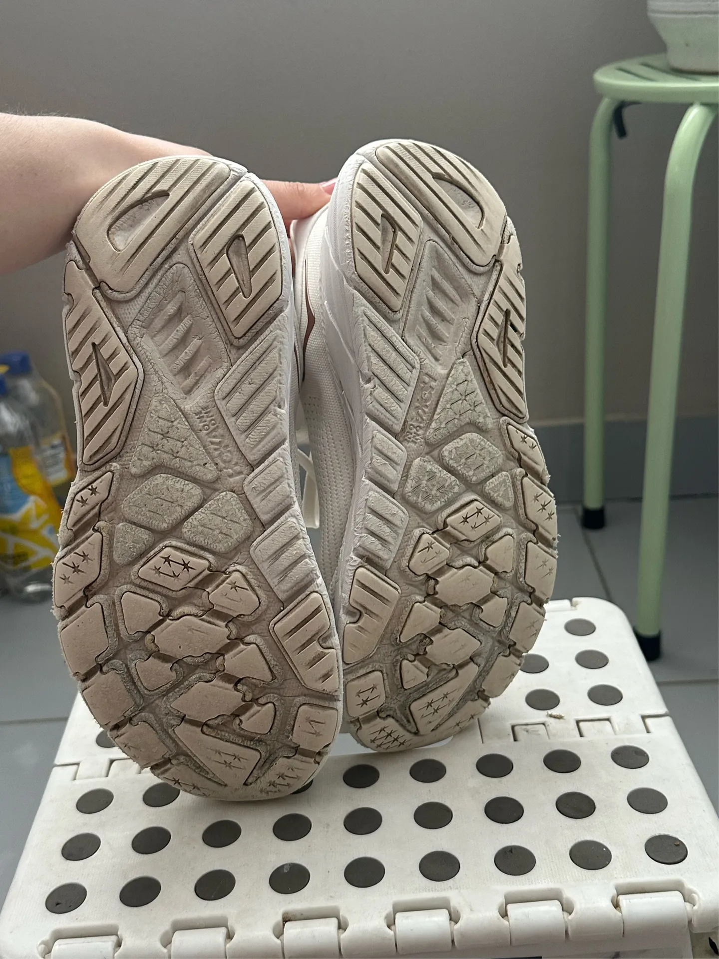 Hoka Arahi 7 Women’s Size 6.5 - Image 6