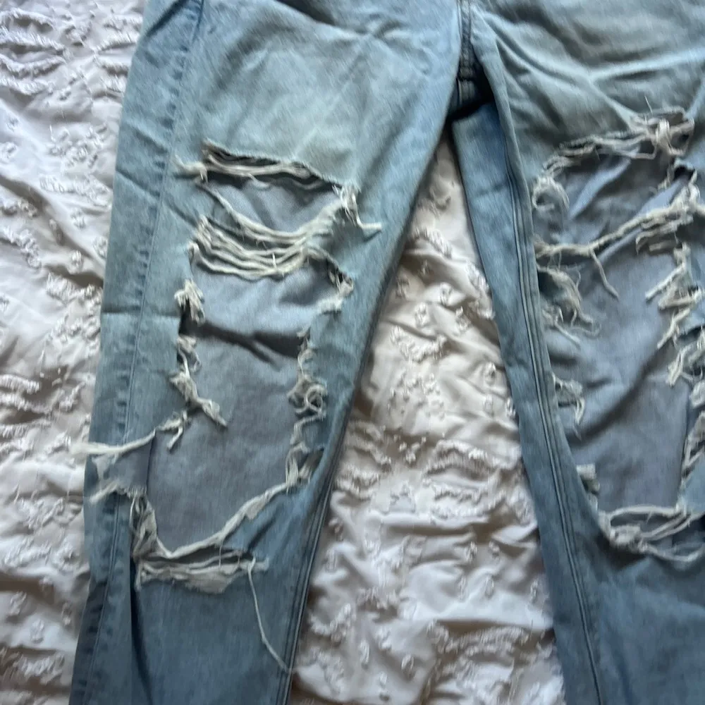 Size 6 Baggy Ripped Regular Blue Jeans - Image 4