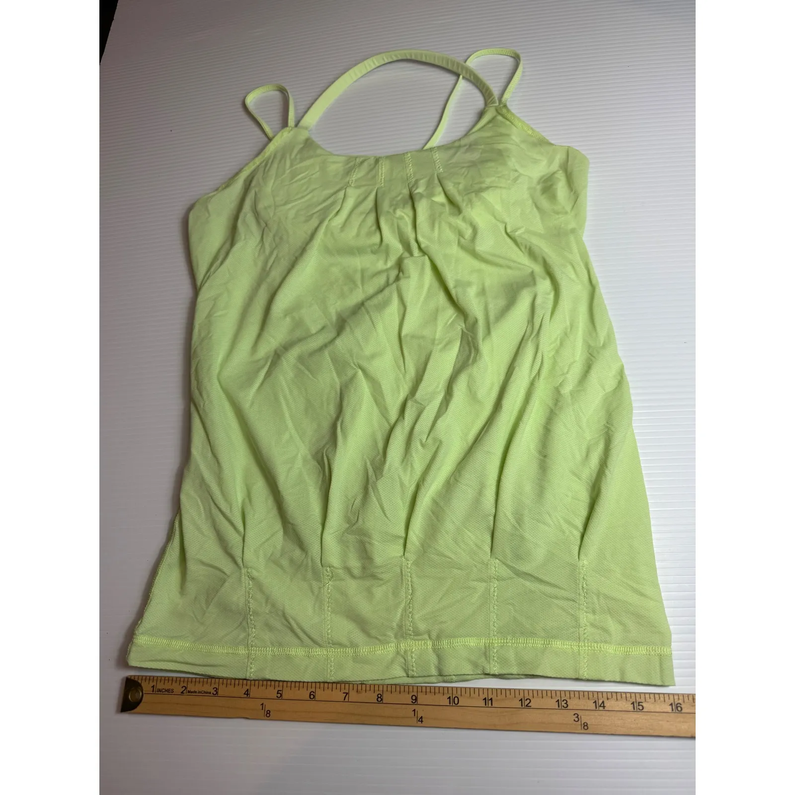 Lululemon Size 6 Neon yellow green Athletic Tank Top Built-In Bra Activewear‎ - Image 4