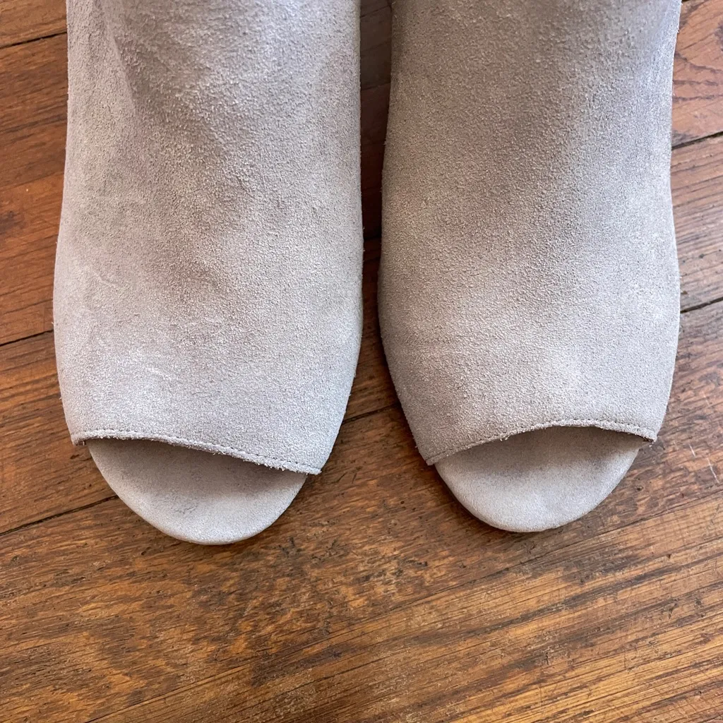 Vionic Perk Kaia Ankle Strap Gray Suede Heeled Sandals - Sz 9.5 🧡🎀 - Image 3