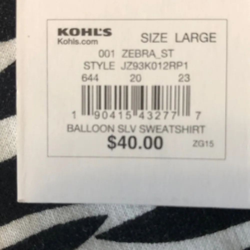 NWT Candie’s balloon sleeve zebra sweatshirt top JR/L - Image 4