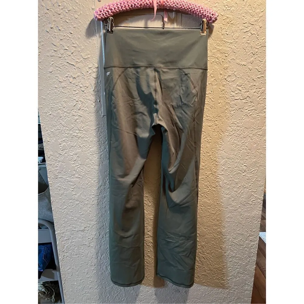 Pure Luxe By Fabletics Green Bootcut Leggings Woman’s Size Medium - Image 7