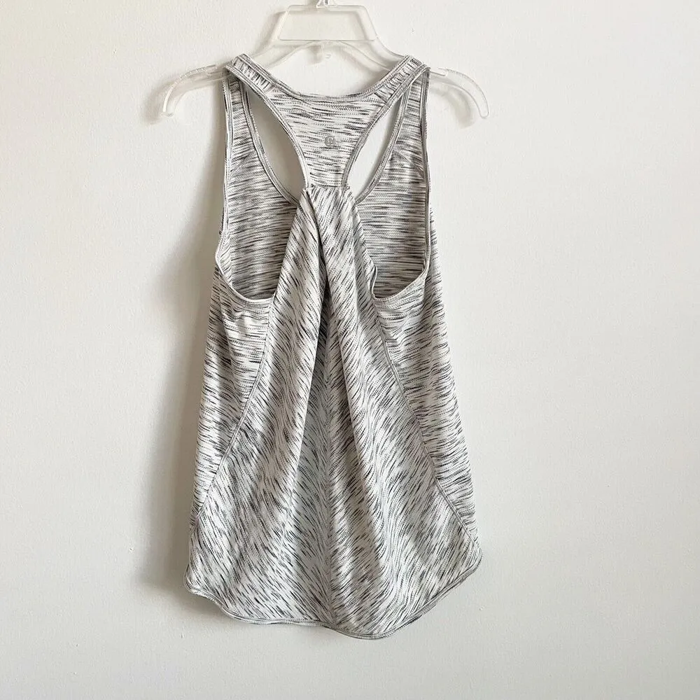 Lululemon Size 6 Gray Heathered Essential Tank Top Workout Athletic - Image 2