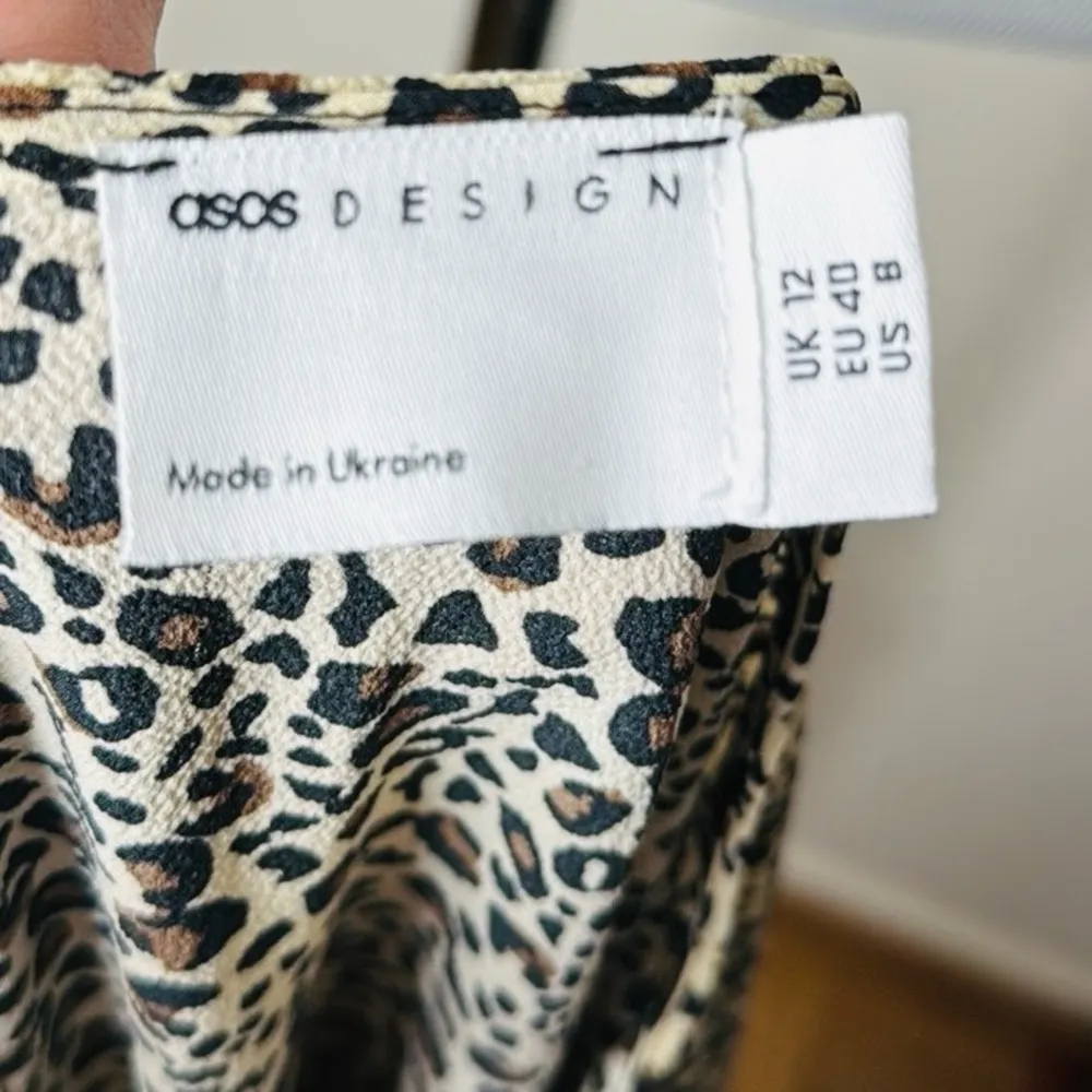 ASOS Leopard Long Sleeve Tiered Smock Mini Dress Black Size 8 - Image 4