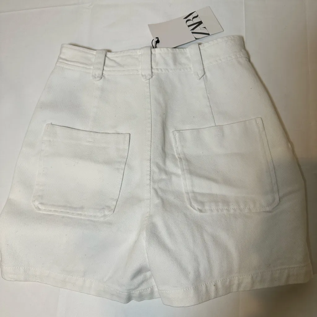 Zara NWT Shorts with gold buttons - Image 6