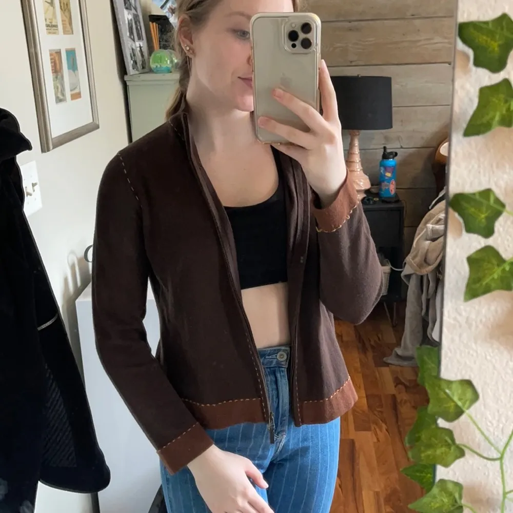 Brown Zipup and vest - Image 4