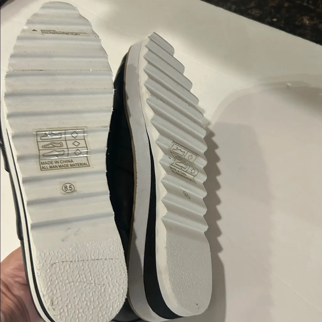 Olivia and Kate faux leather metal stud embellished ladies VEGA loafers 8.5 White - Image 7