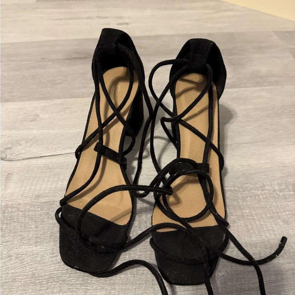 Pretty Little Thing Black heels from  - Image 2