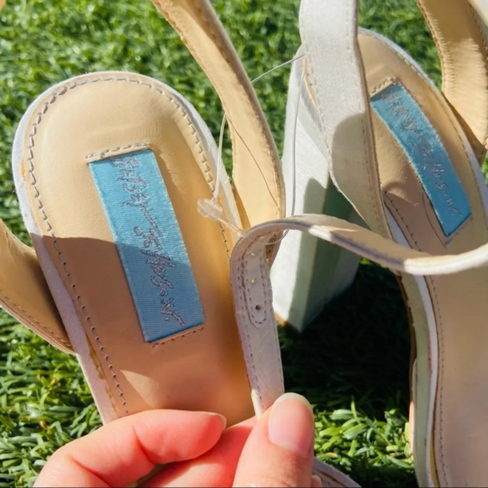 Blue by Betsy Johnson rhinestone floral platform high heels sandals shoes - Image 5