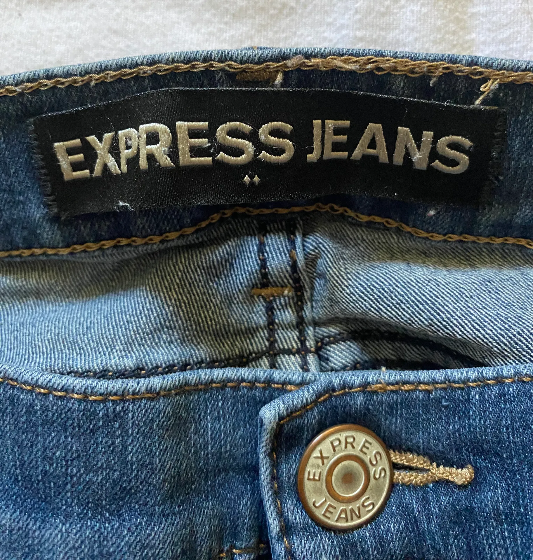 JEANS SKINNY MID RISE JEANS-SIZE 12 excellent condition, has some stretch  Measurements: Waist: side to side 15 inches  Rise: 9 1/2 inches  Inseam: 28 inches - Image 7