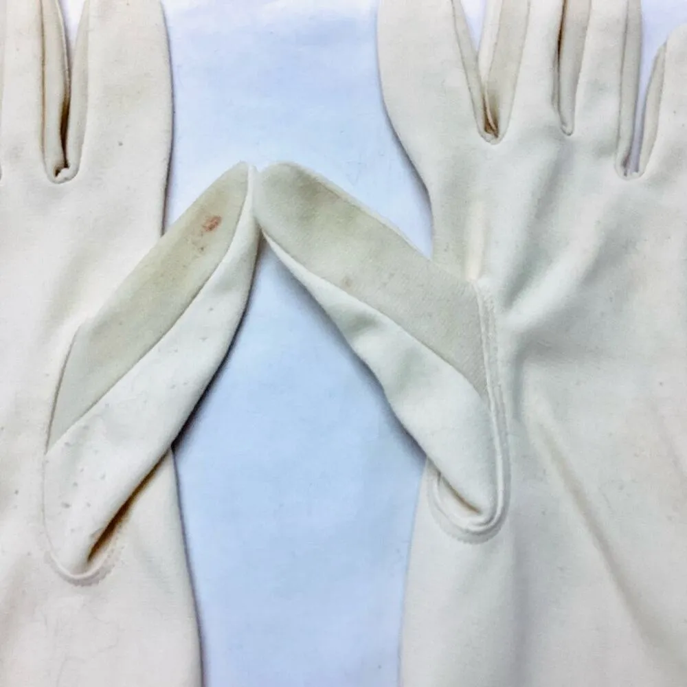 Vintage Wear - Image 4