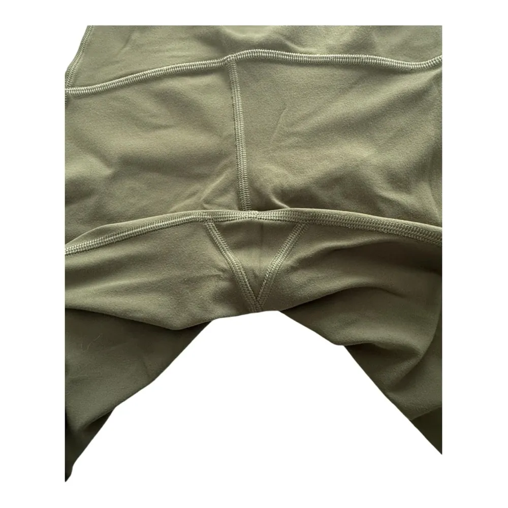 Lululemo Nulu Color Block High-Rise Cropped Leggings Green Twill / Green Fern - Image 3