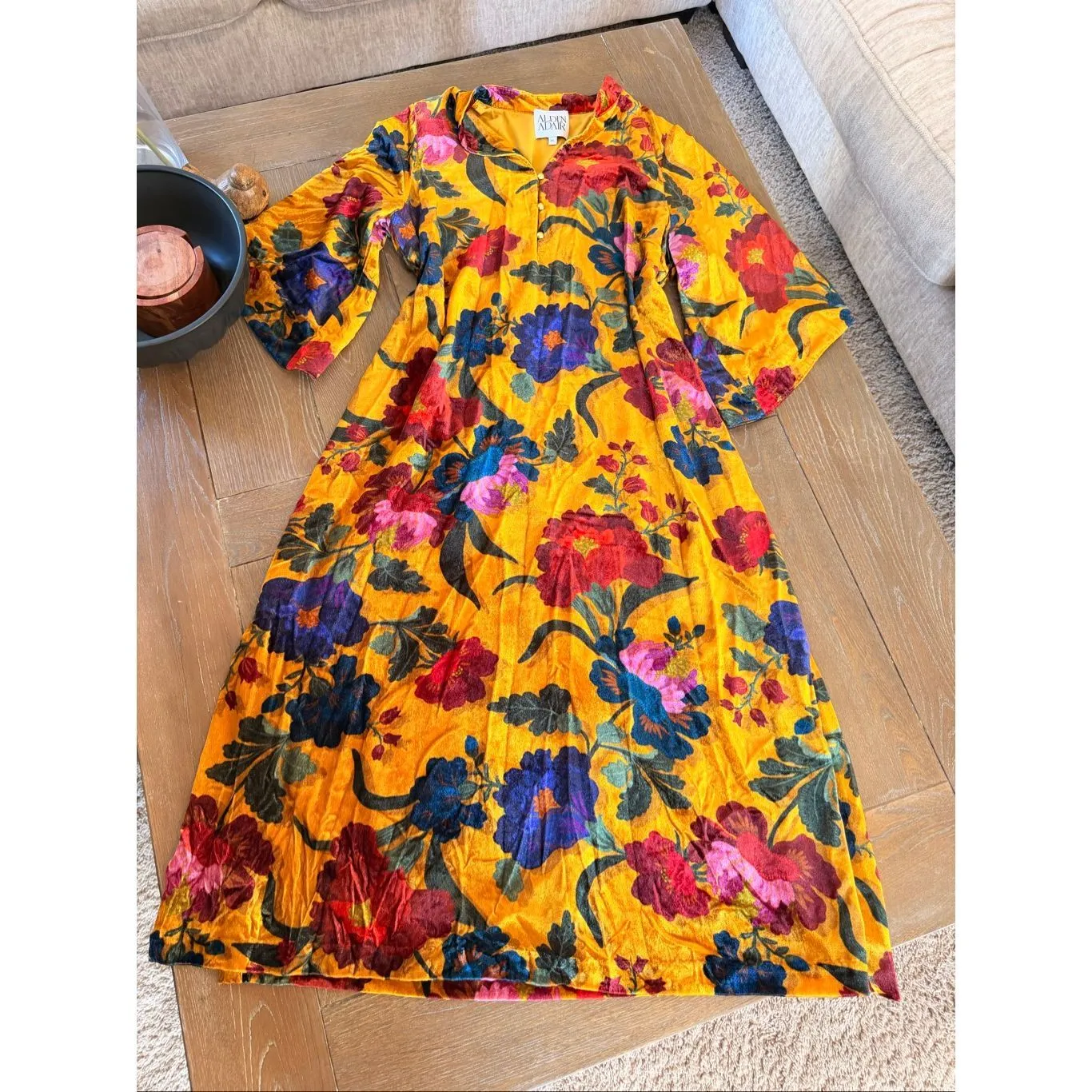 Alden Adair Jerry Dress in Arabesque Velvet Size XLarge Yellow - Image 3