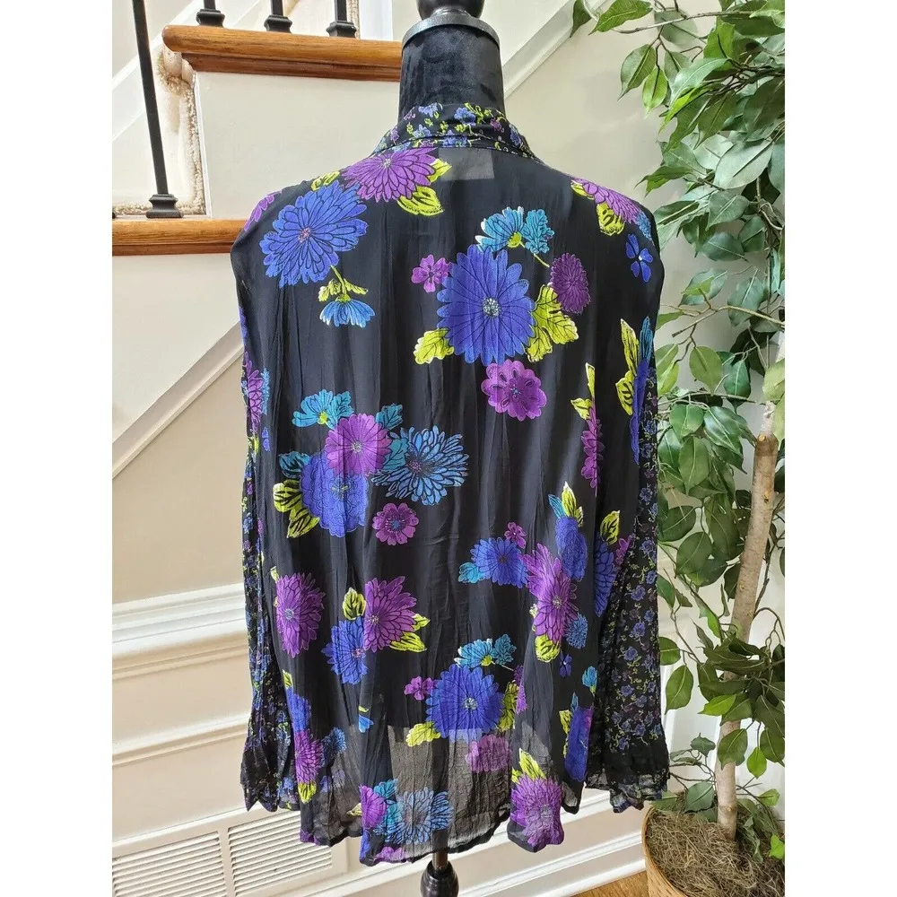 Chico's Women's Black Floral Long Sleeve Collared Long Sleeve Buttons Up Shirt 3 - Image 8