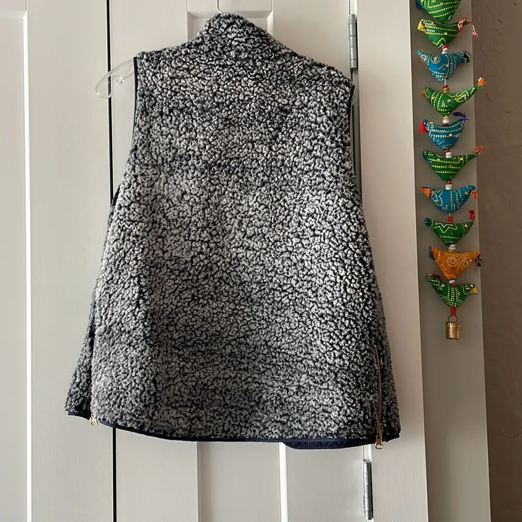 Reversible Sherpa Vest - Image 2