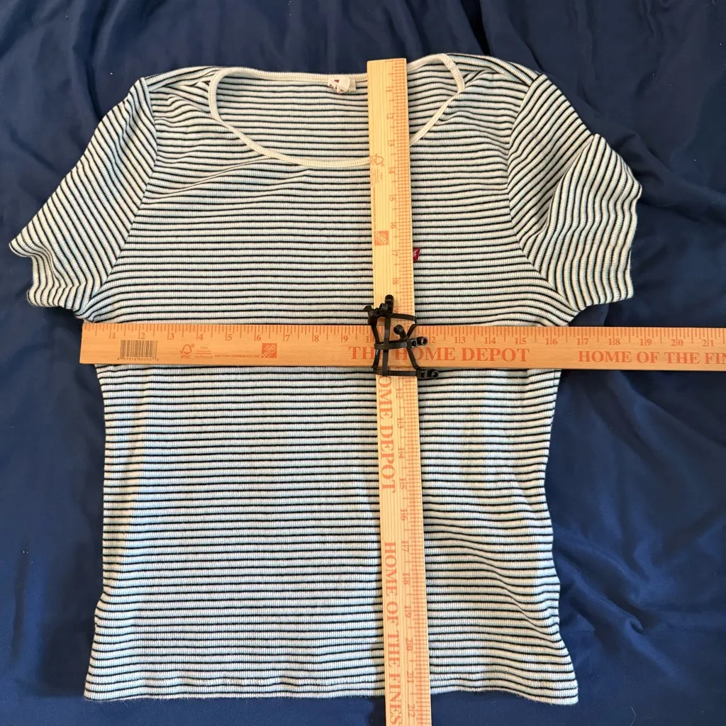 Women’s Levi’s Perfect Kadlong Striped Short Sleeve Cotton Tee, Size XL - Image 8