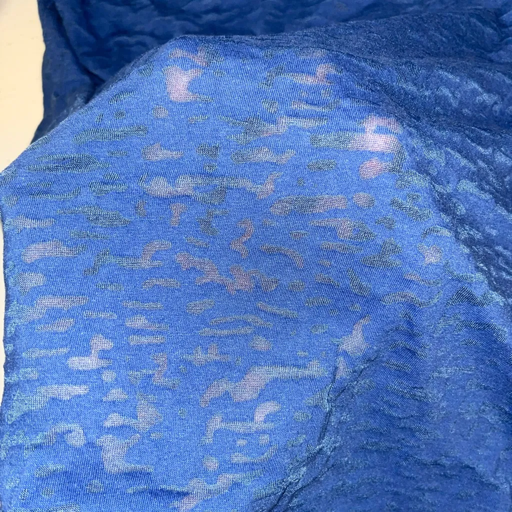 💙 Rocker Girl Sheer Floral V Neck Top Blue Size undefined - Image 5