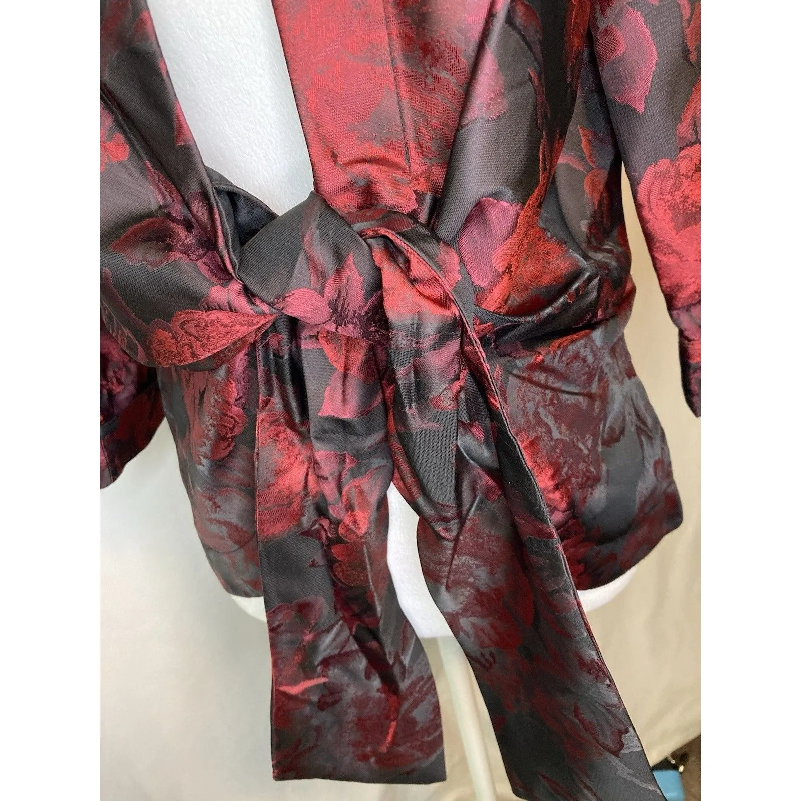 Mishca Whimsy Goth Y2K Blouse S Red Floral Open Tie Front 3/4 Sleeve Career New Black - Image 4