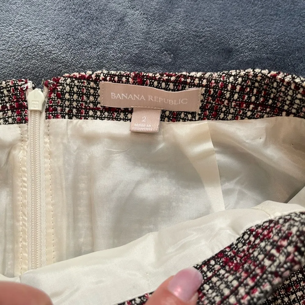 Banana Republic Women's Mini Skirt 2  Beige Tweed cotton blend  Pockets Career - Image 3