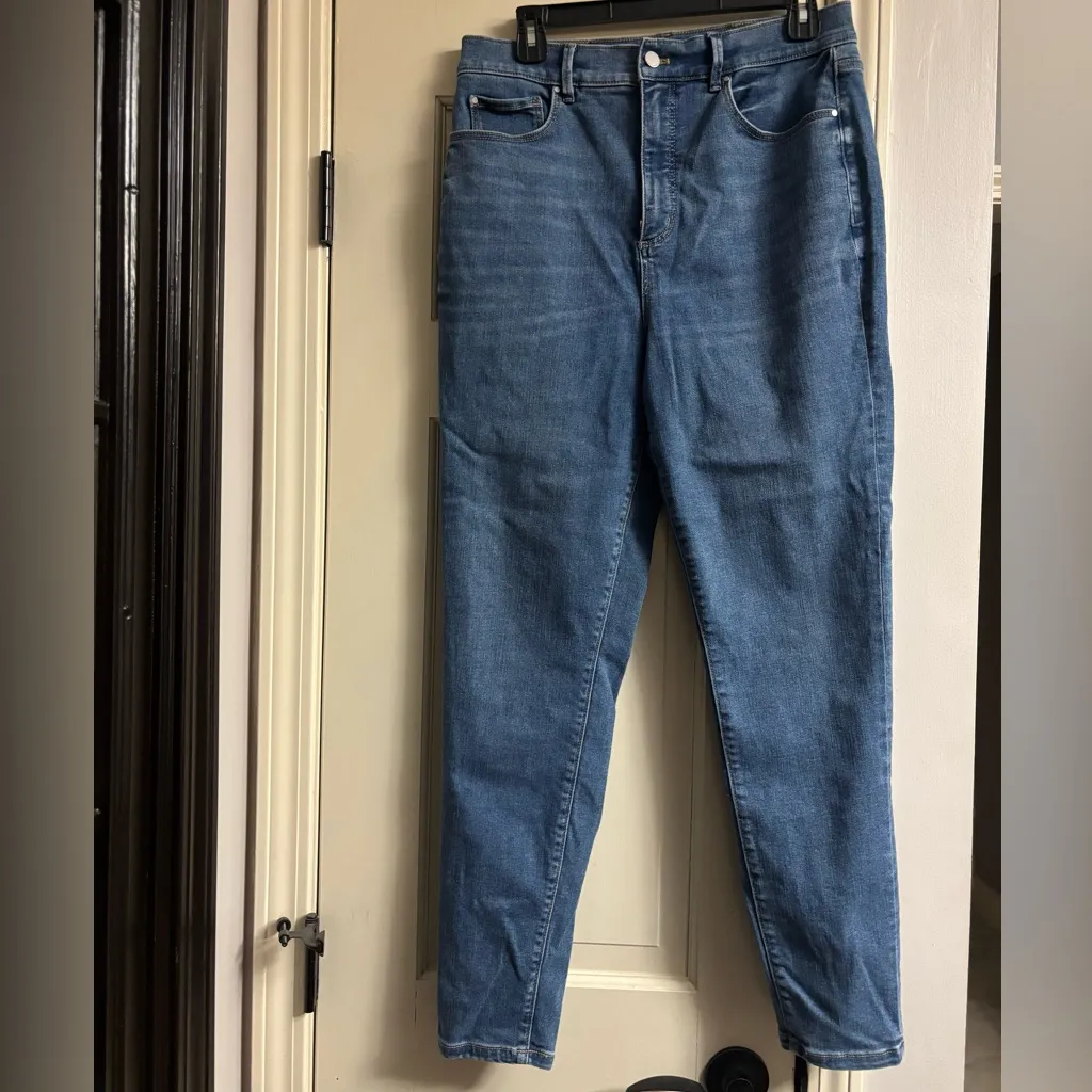 High Rise Skinny Jeans in Classic Indigo Wash 
#1 - Image 3