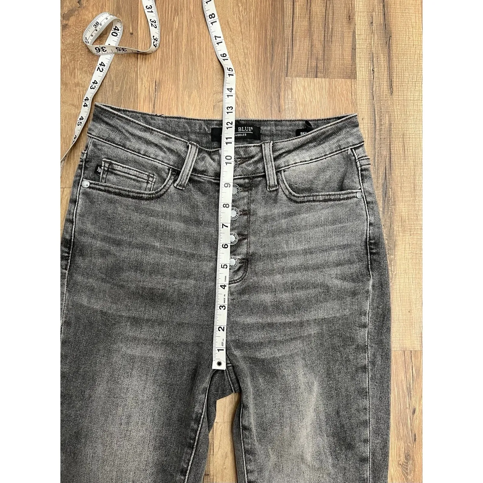 Judy‎ Blue Skinny Capri Jeans Gray women's Sz 3/26 stretchy button Fly - Image 9
