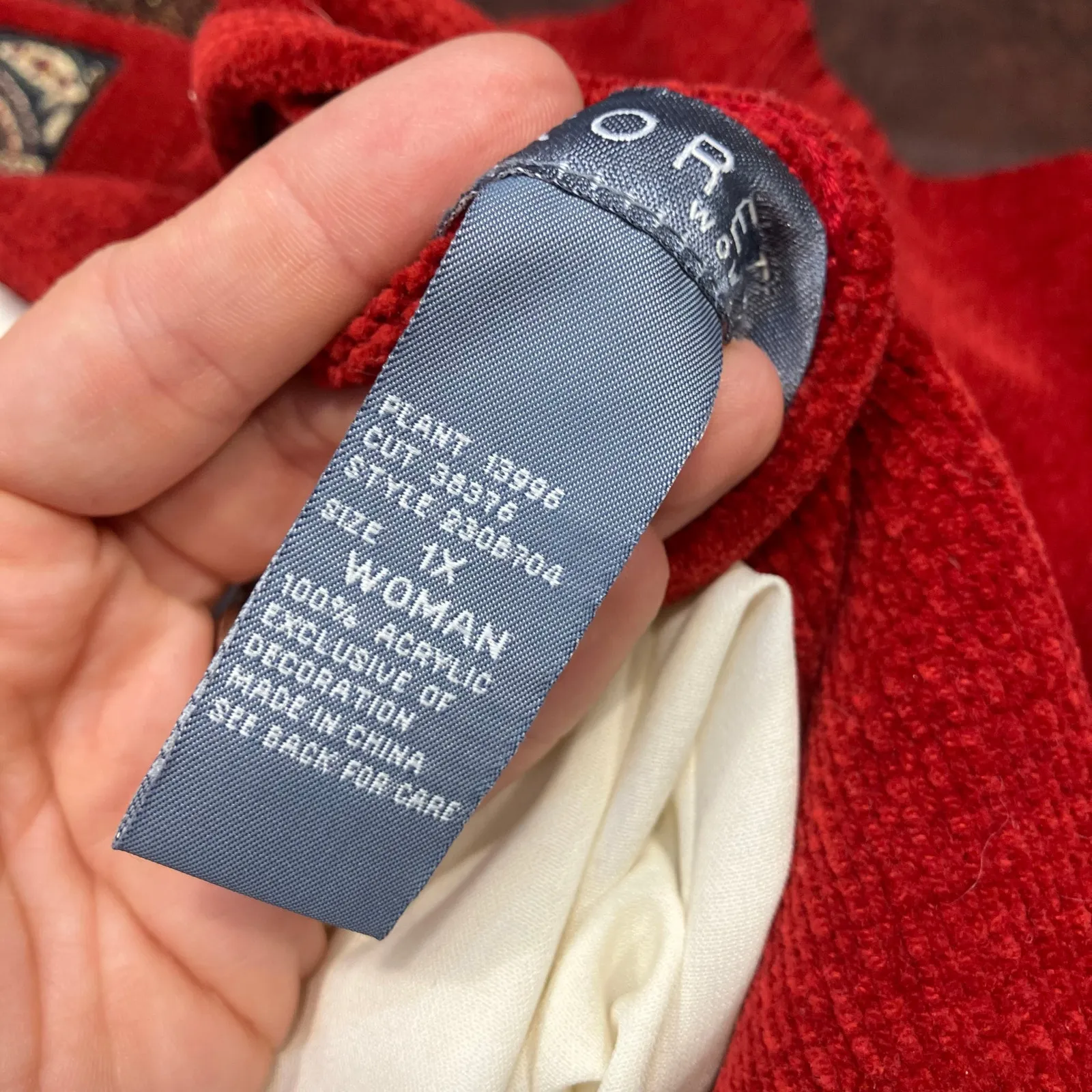 Koret Embellished Red Sweater Vest + Embroidered Blouse + Plaid Pants 18/12 Set - Image 11