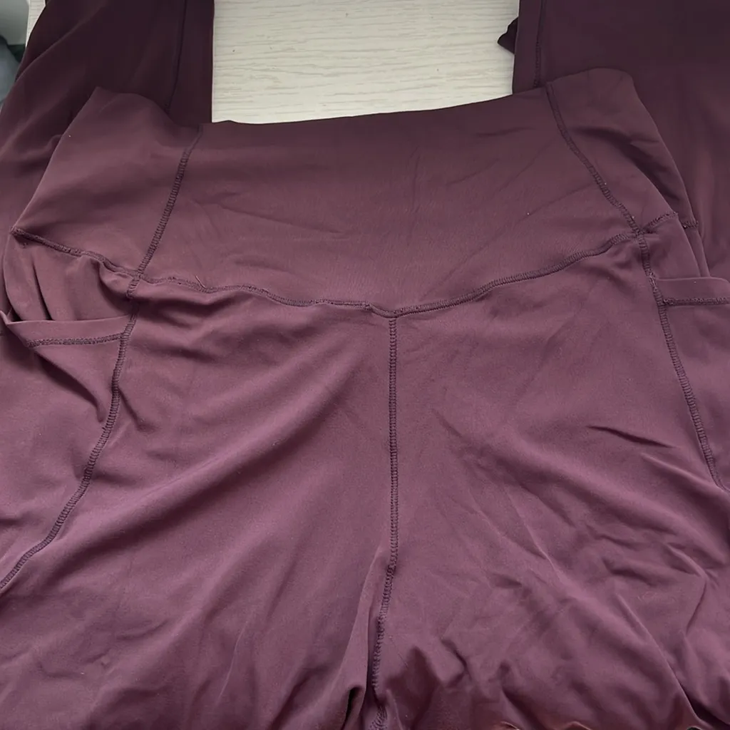 HALARA SoftlyZero Crossover Pocket Plain Leggings in Dusky Evening Purple 1X - Image 6