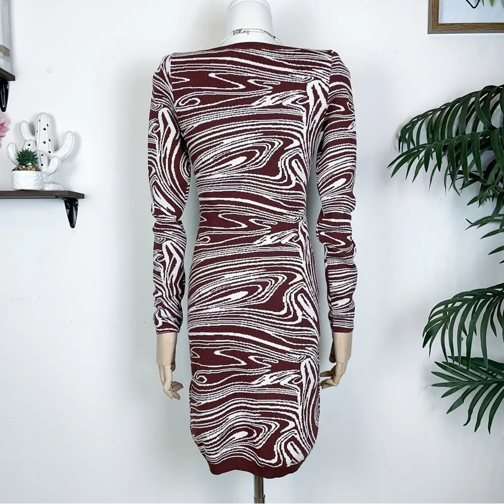 ASTR Bodycon Knit Mini Dress in Wine & White Size Small NWT - Image 6