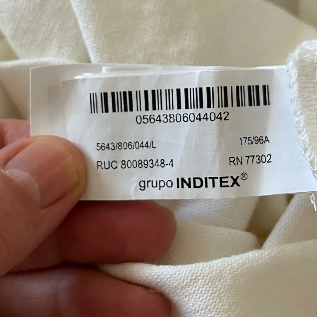 Cream graphic tee distressed edges NWT - Image 7