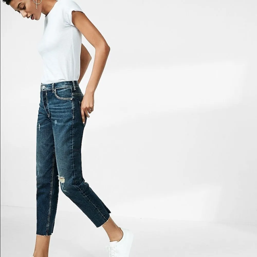 ✨HP✨High Waisted Cropped Girlfriend Jeans✨ - Image 2