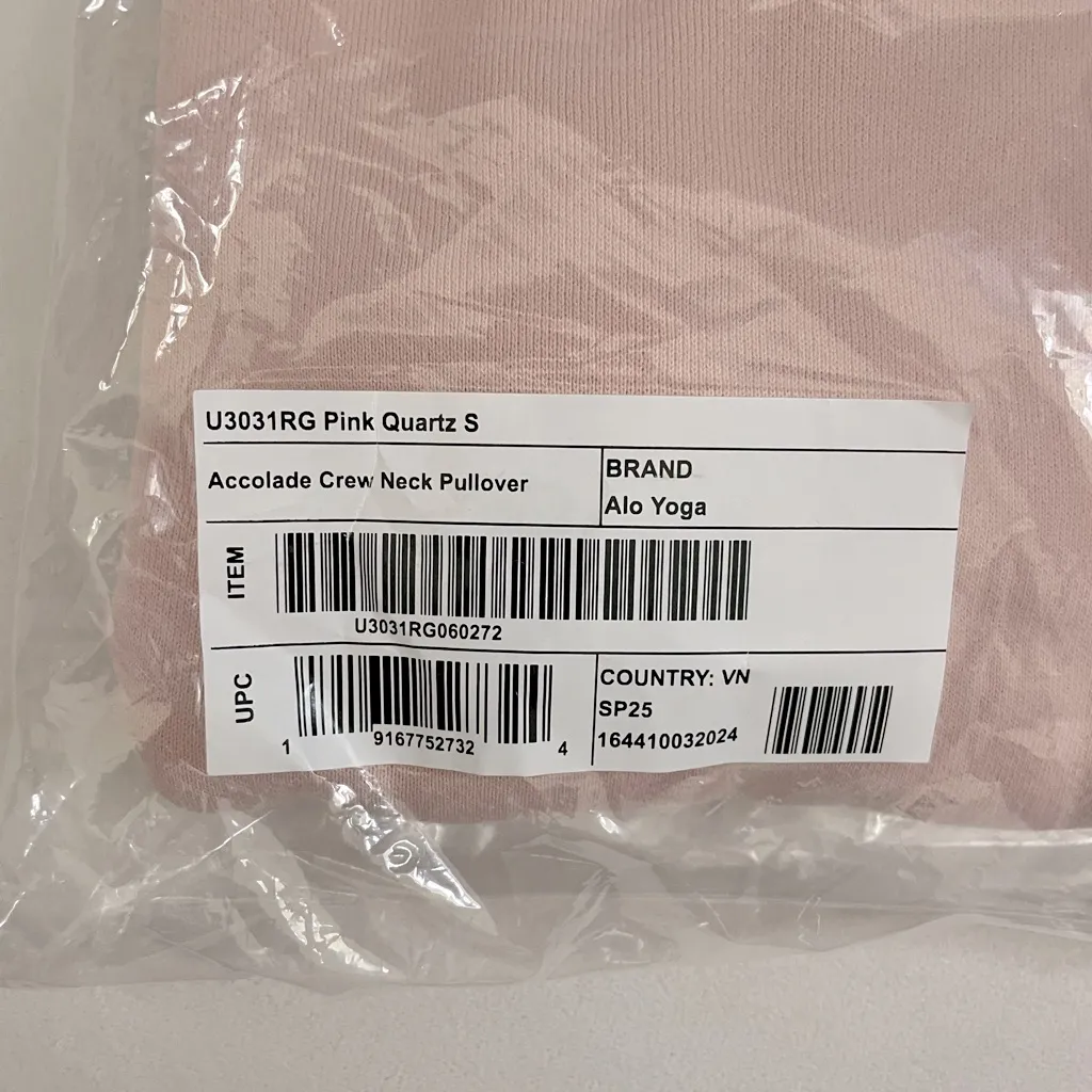 ALO Yoga NWT Accolade Crew Neck Pullover Sweatshirt Pink Quartz Size S SOLD OUT - Image 8