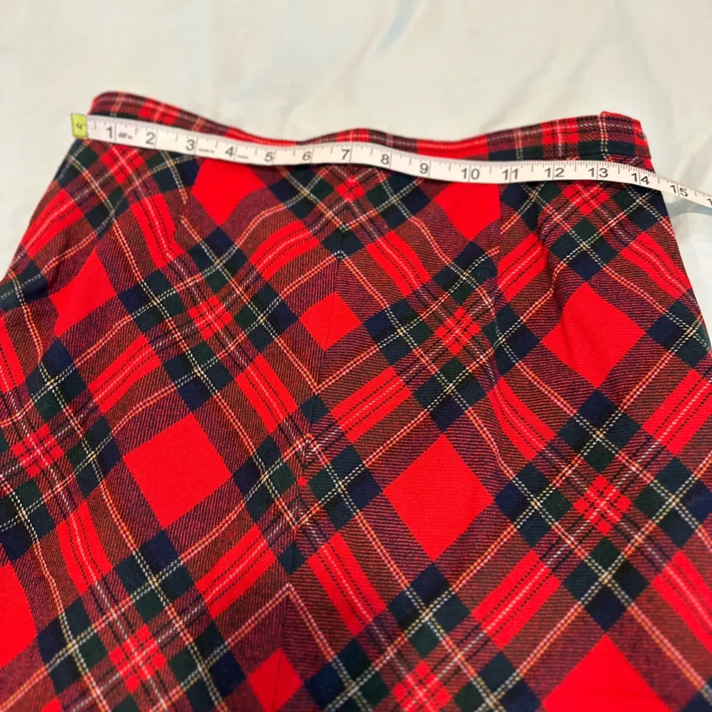 VTG 1970's Pendleton Authentic Red Tartan Plaid Skirt w/pockets. Union Made. USA - Image 8