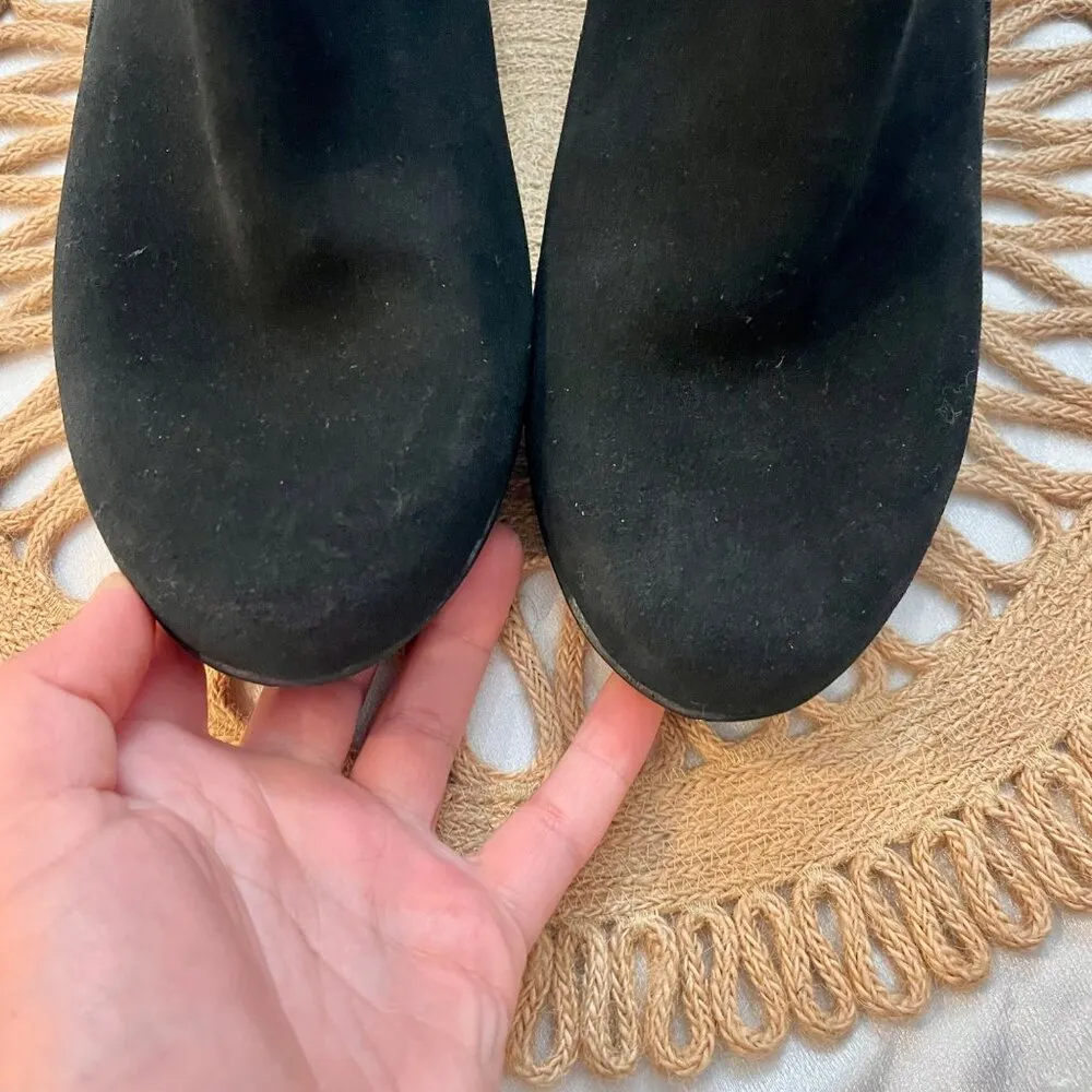 Clarks Black Suede Heeled Ankle Boots Size 10W - Image 6