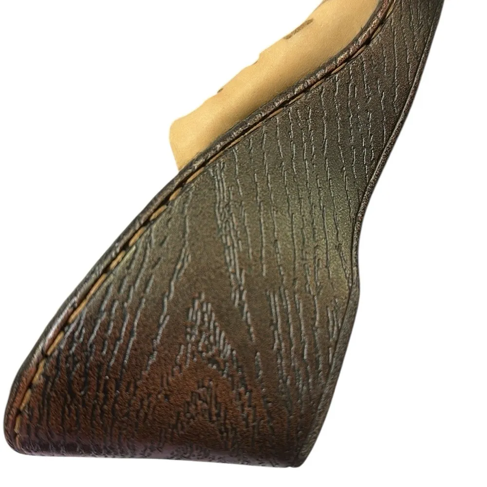 Born Slide Sandals Tan Brown Leather Open Toe Wedge Heel Laser Cut Womens 8 M - Image 4