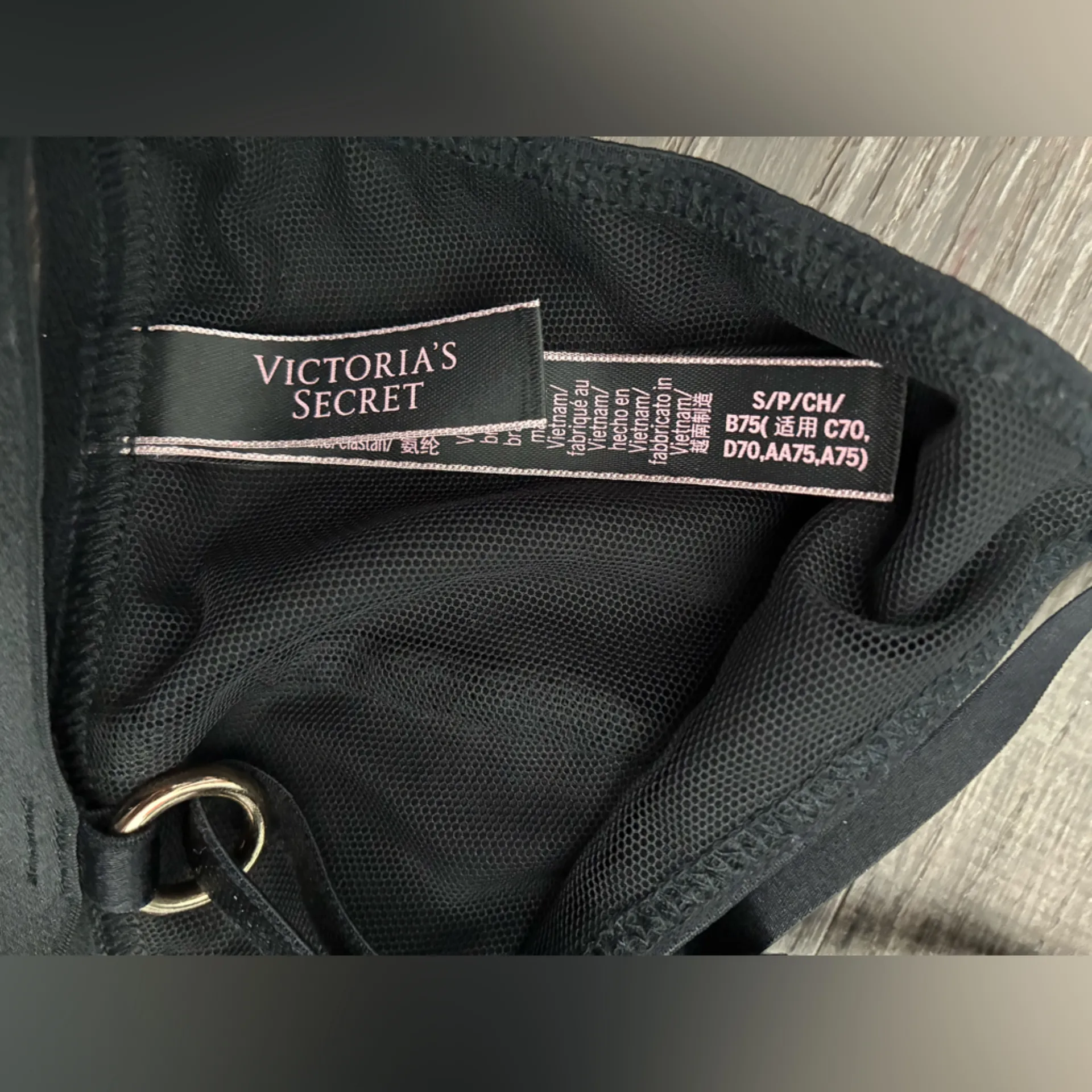 Victorias Secret Bombshell Bra 36A and Strappy black pink Bralette Bundle Set - Image 3