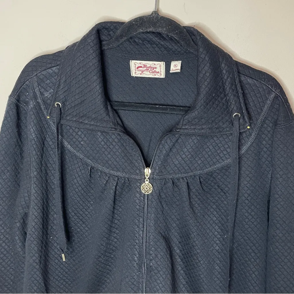 VINTAGE COTTON Black Quilted Full - Image 2