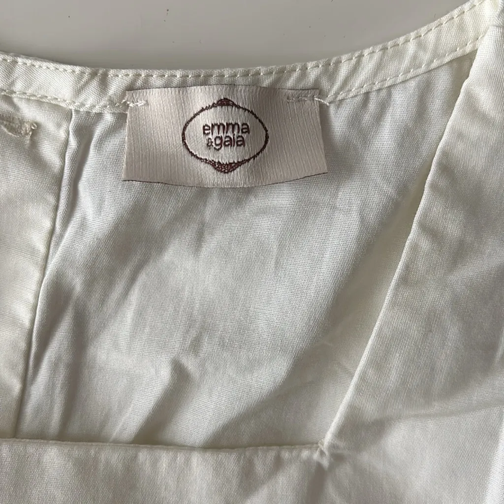 NWOT Emma & Gaia Linen Tank Size 8 - Image 2