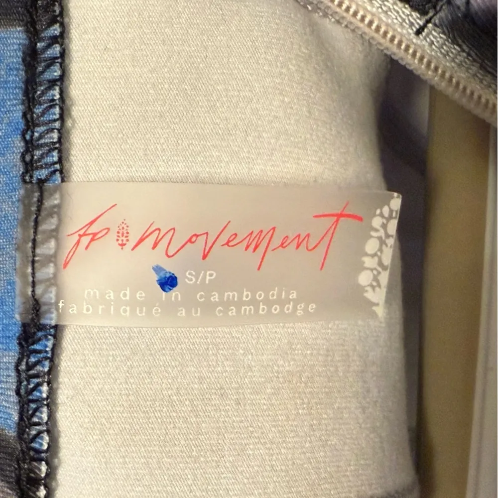 Free People Movement You're A Peach Printed Outdoor Layer Blue Mulitcolor Size S - Image 7