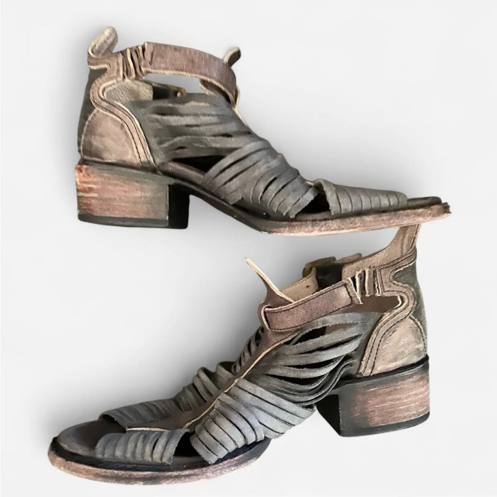 Freebird Arrow leather boho sandals - Image 3