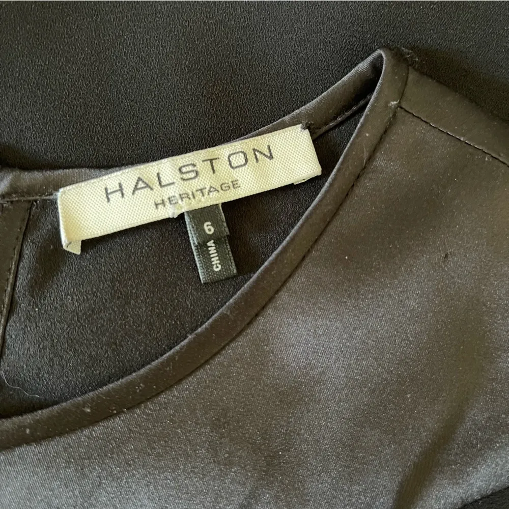 Halston Heritage Sleeveless Black Sheath Dress Satin Tiered Keyhole Cocktail 6 - Image 7