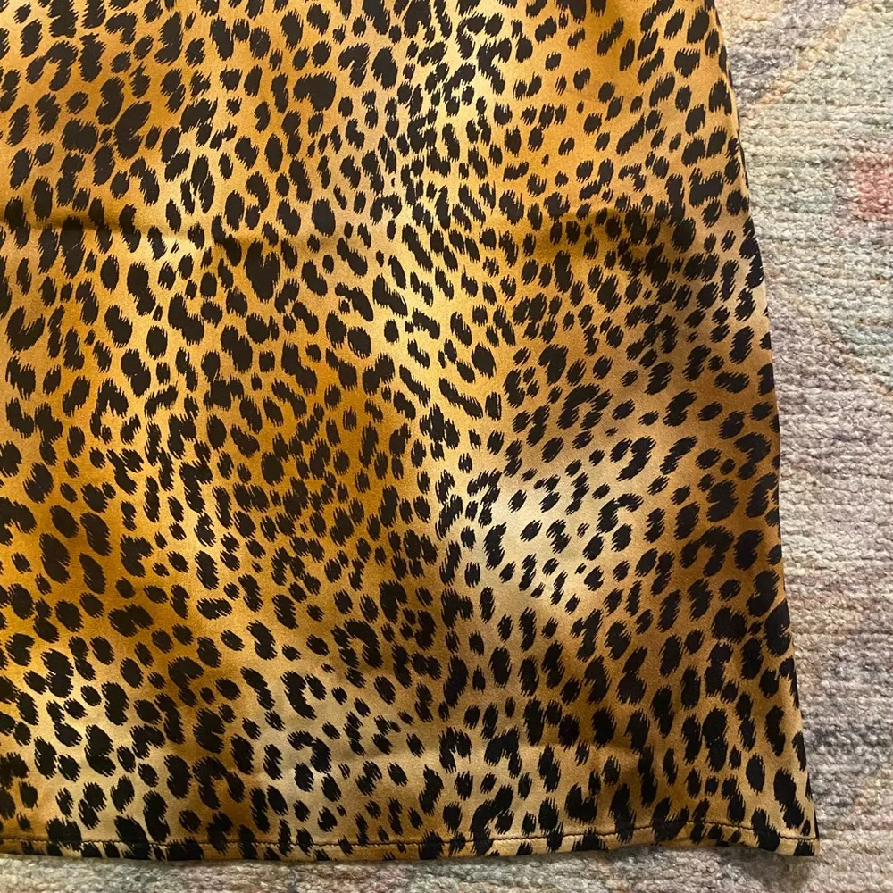 Silk Blend Leopard Print Tank Top in Classic Silhoutte Orange - Image 2