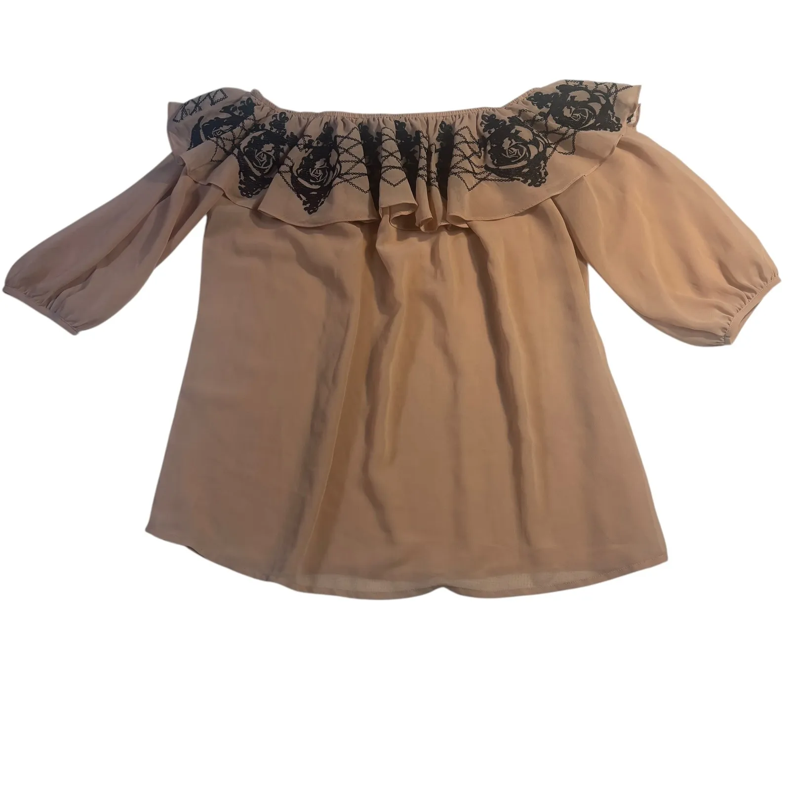 Boutique Forever 21 Off Shoulder Ruffle Rose Embroidered Sheer Blouse Nude Small Tan - Image 4